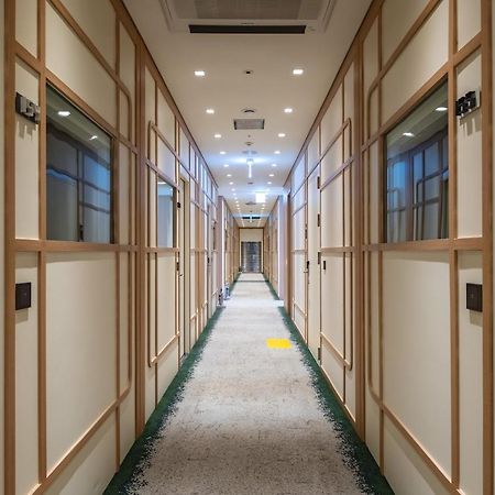 Darakhyu Yeosu Capsule Hotel By Walkerhill Bagian luar foto